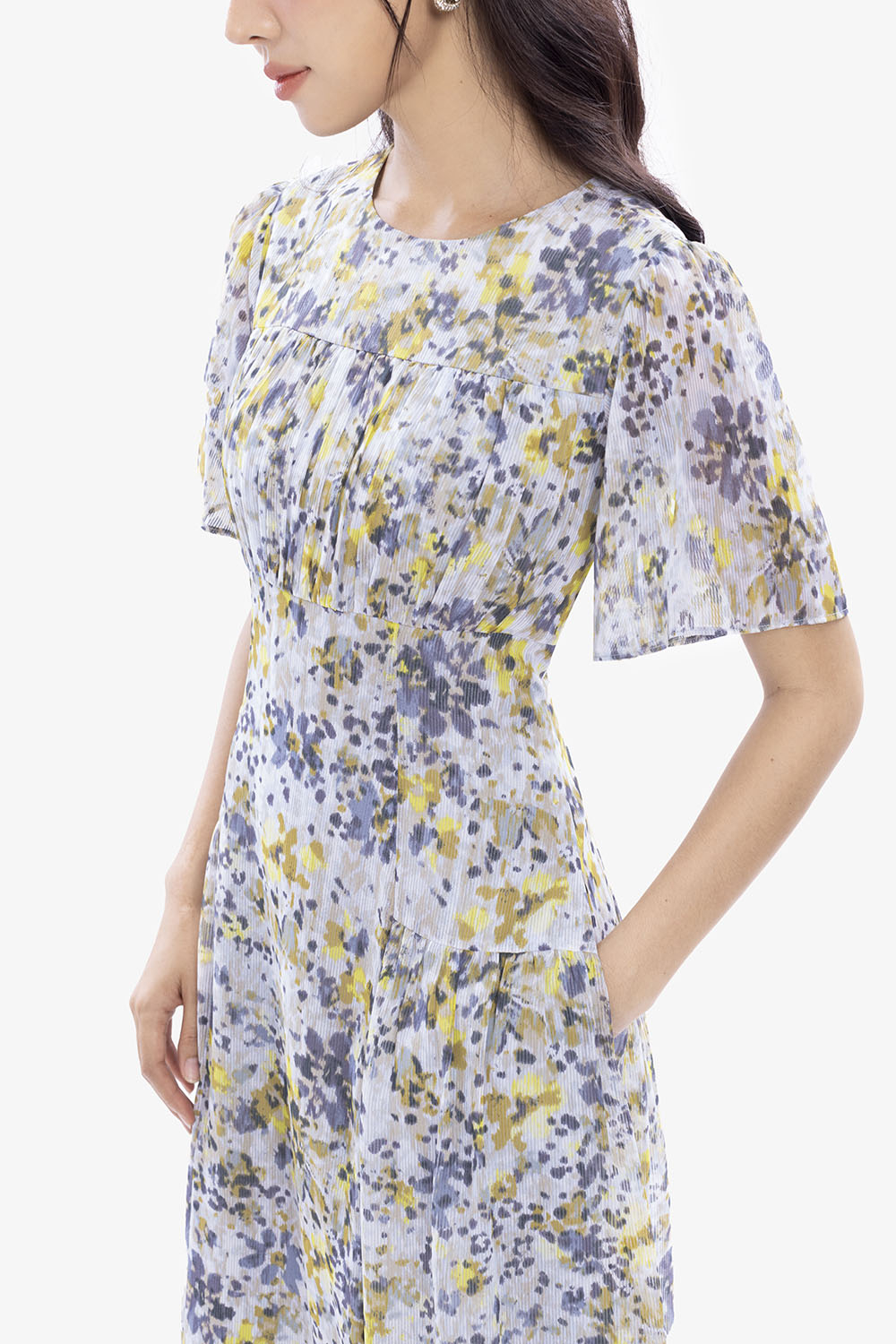 Đầm xòe hoa tay cánh tiên