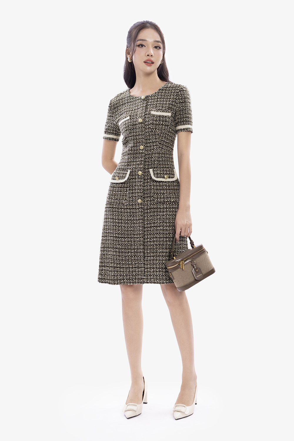 Đầm caro chữ A công sở phối đăng ten