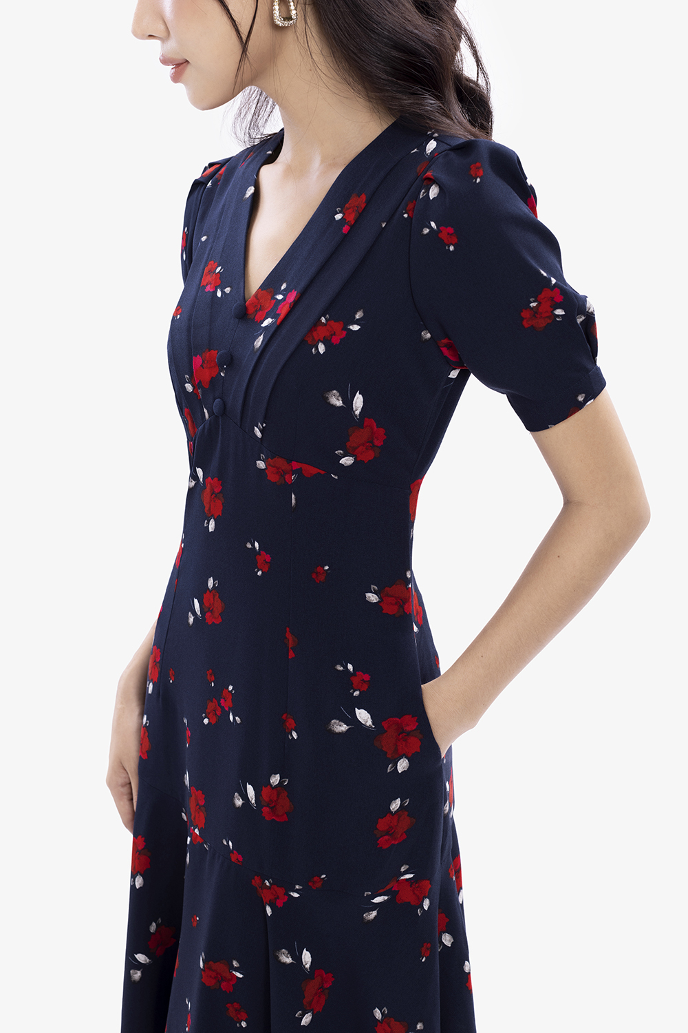 Đầm xòe đuôi cá họa tiết hoa