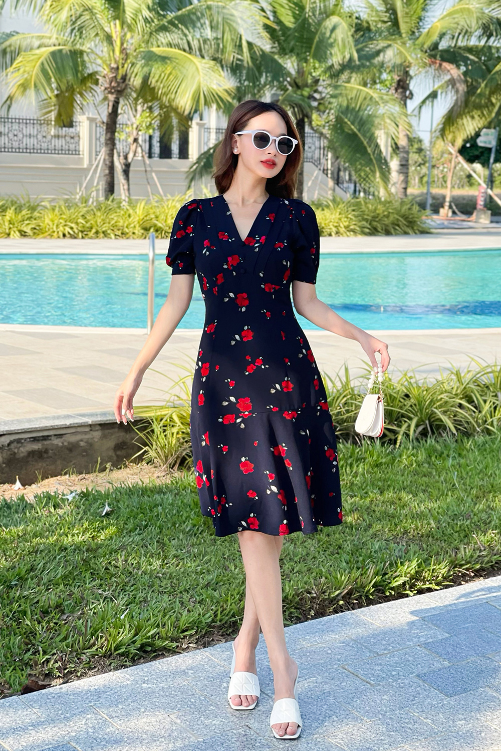 Đầm xòe đuôi cá họa tiết hoa