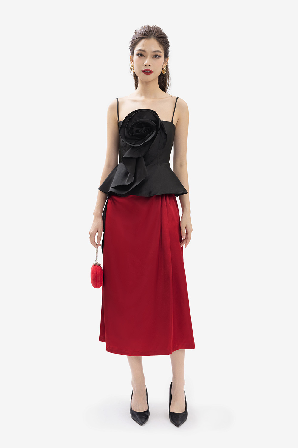 Áo kiểu nữ hai dây hoa to màu đen