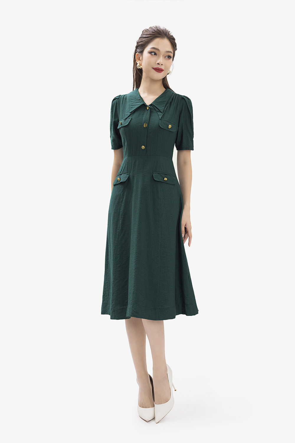 Đầm xòe phối túi màu xanh cổ sen nhọn