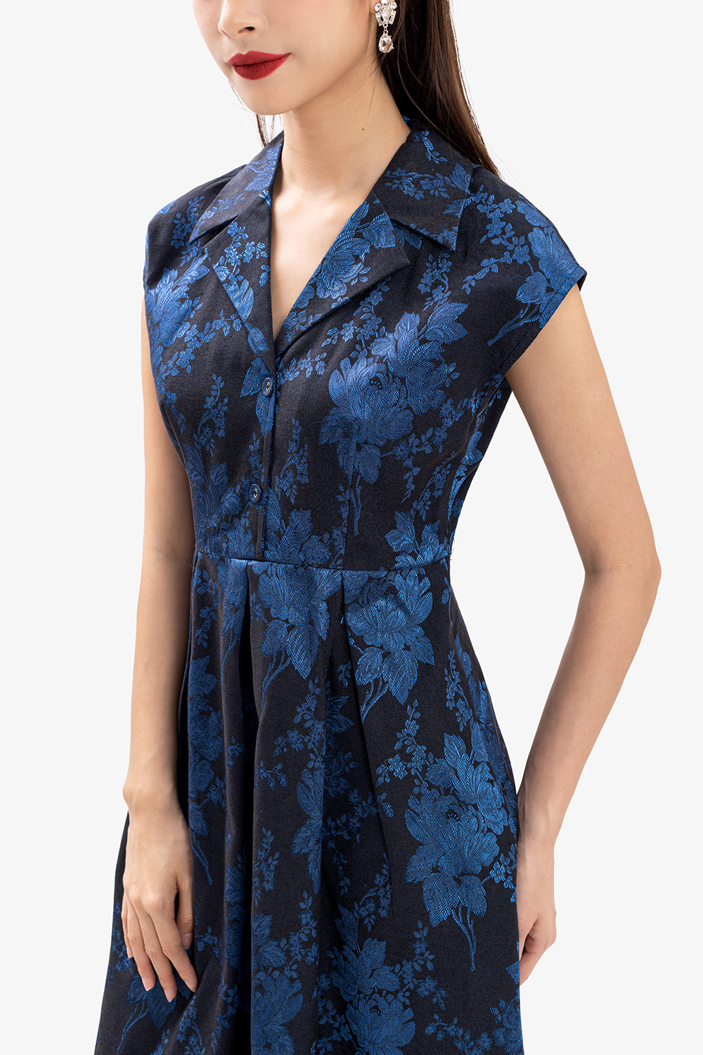 Đầm hoa dáng xòe dài cổ đan tông