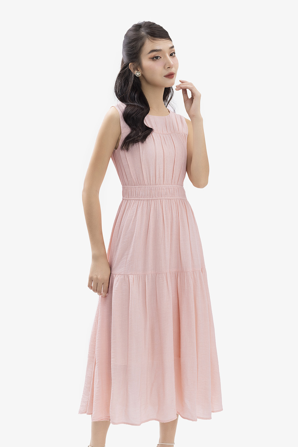 Đầm xòe dáng dài sát nách nhún eo