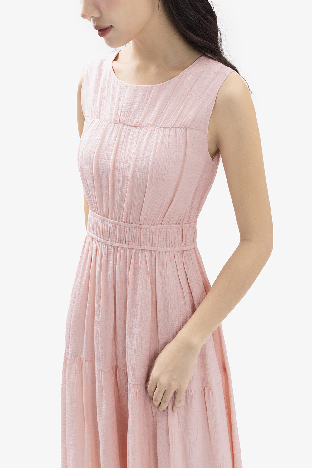 Đầm xòe dáng dài sát nách nhún eo