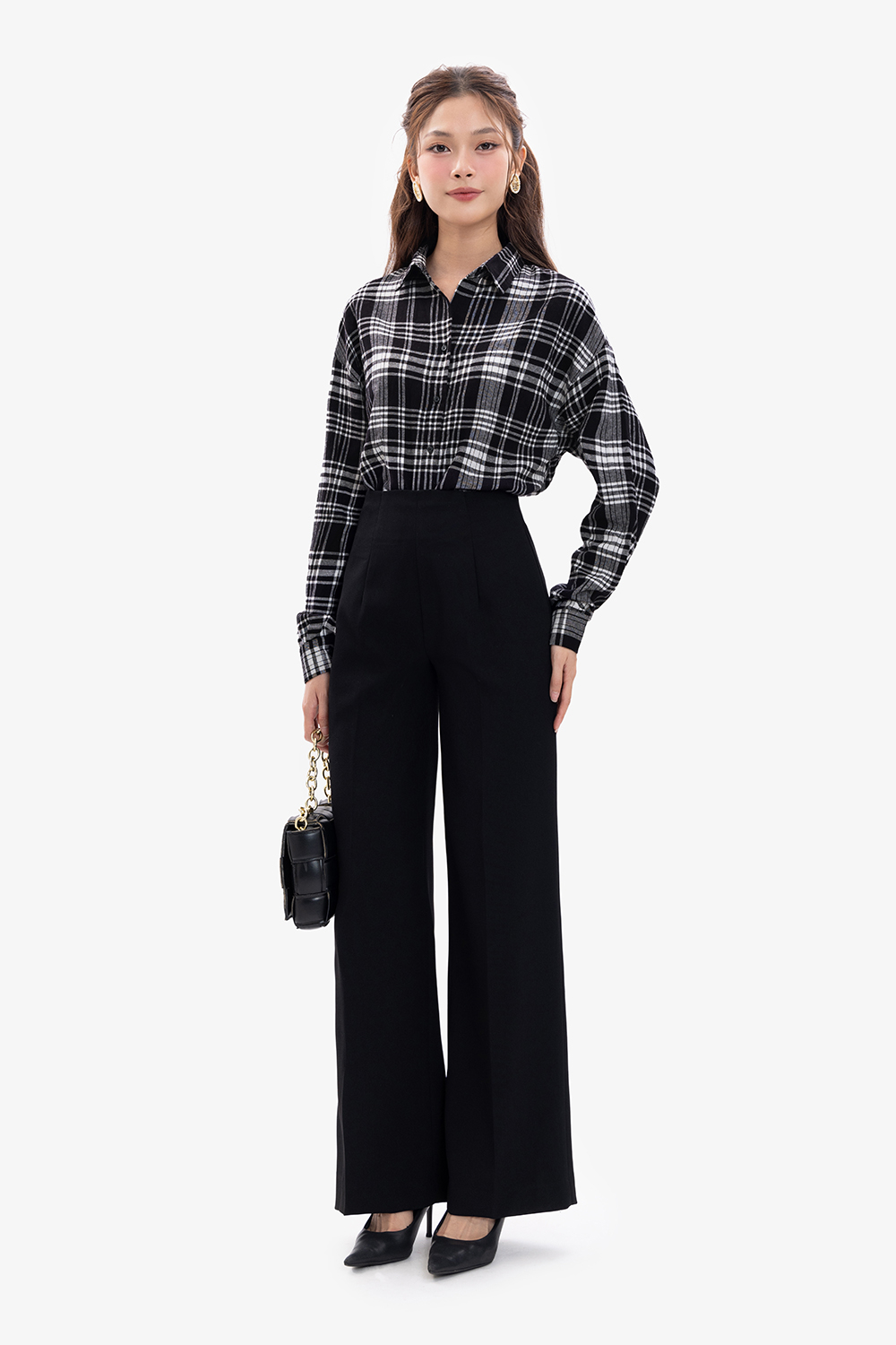 Áo sơ mi nữ caro trắng đen tay dài