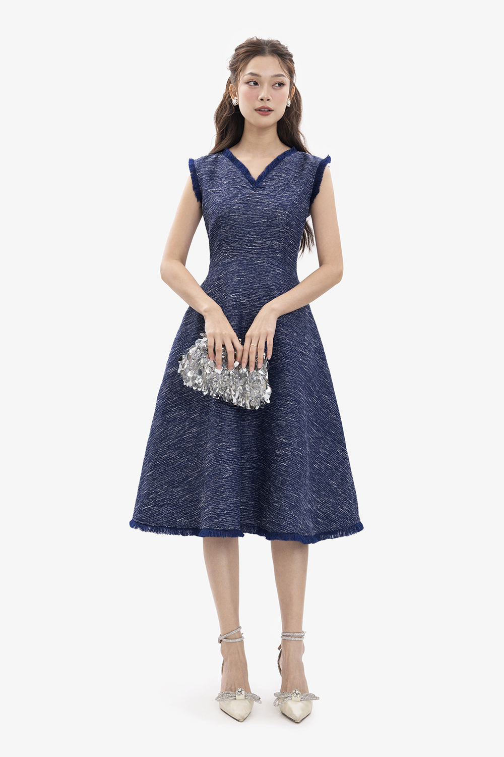 Đầm tweed dự tiệc dáng xòe sát nách phối viền