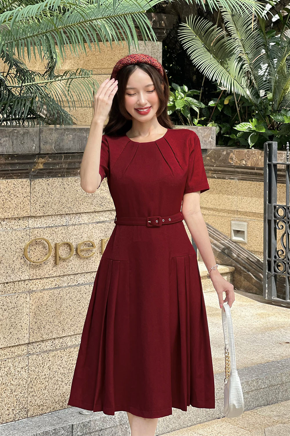 Đầm đỏ Nữ Vải Kim Tuyến Soắn Eo - ANNSHOP.VN