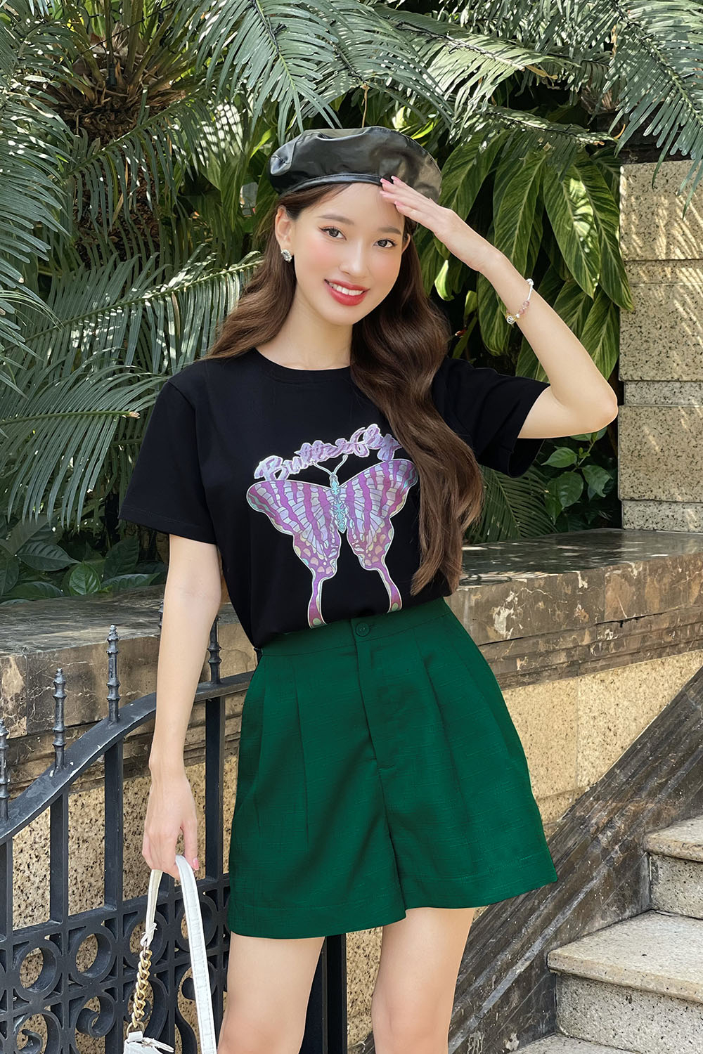 Quần short nữ màu xanh lưng cao