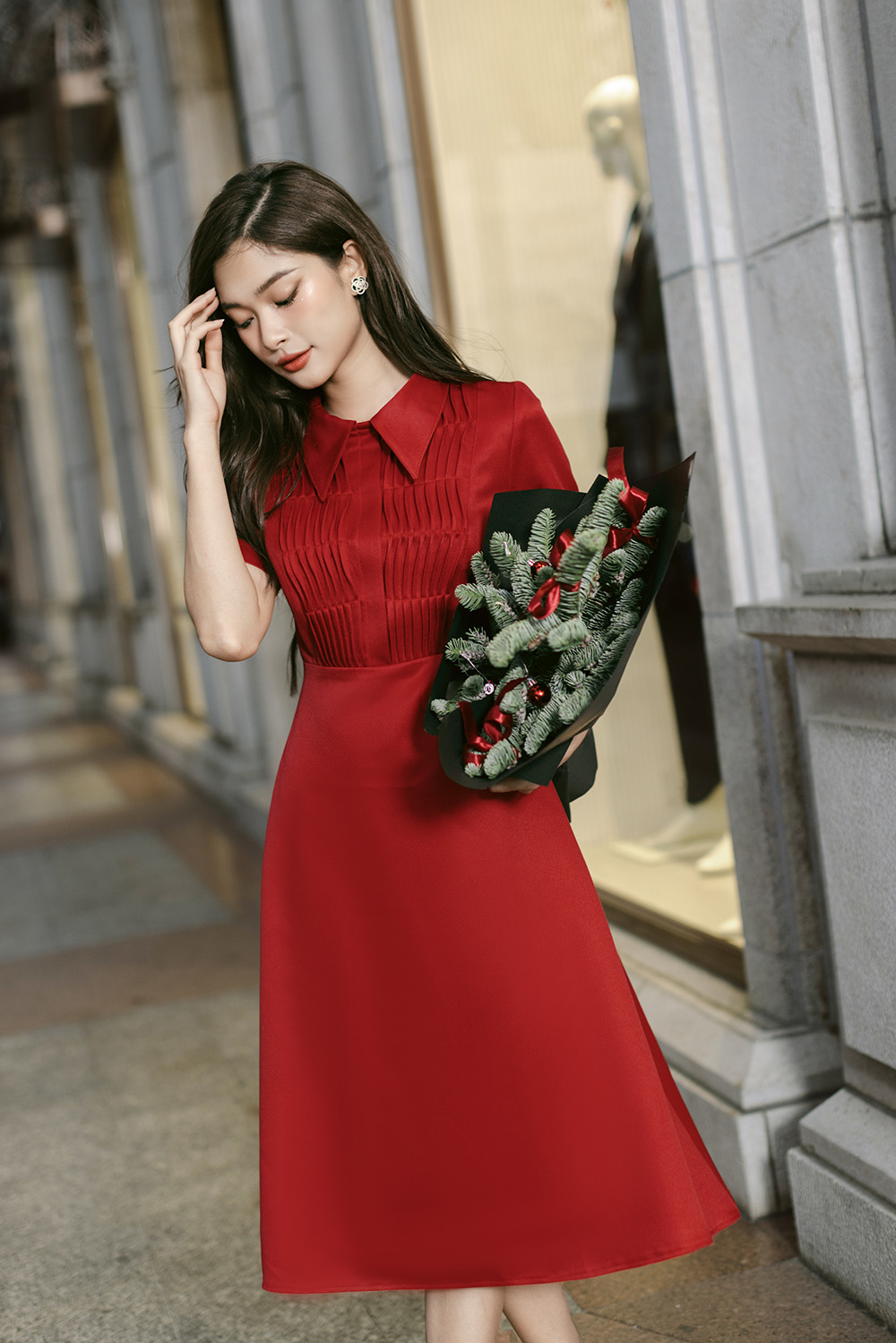 Áo Dài Cách Tân Nữ TEDO Áo Dài Tết Đỏ May Sẵn Và Chân Váy Voan Trắng Thiết  Kế Đẹp Mặc Du Xuân 2022 Cổ Tròn Cao Cấp . | Shopee Việt Nam
