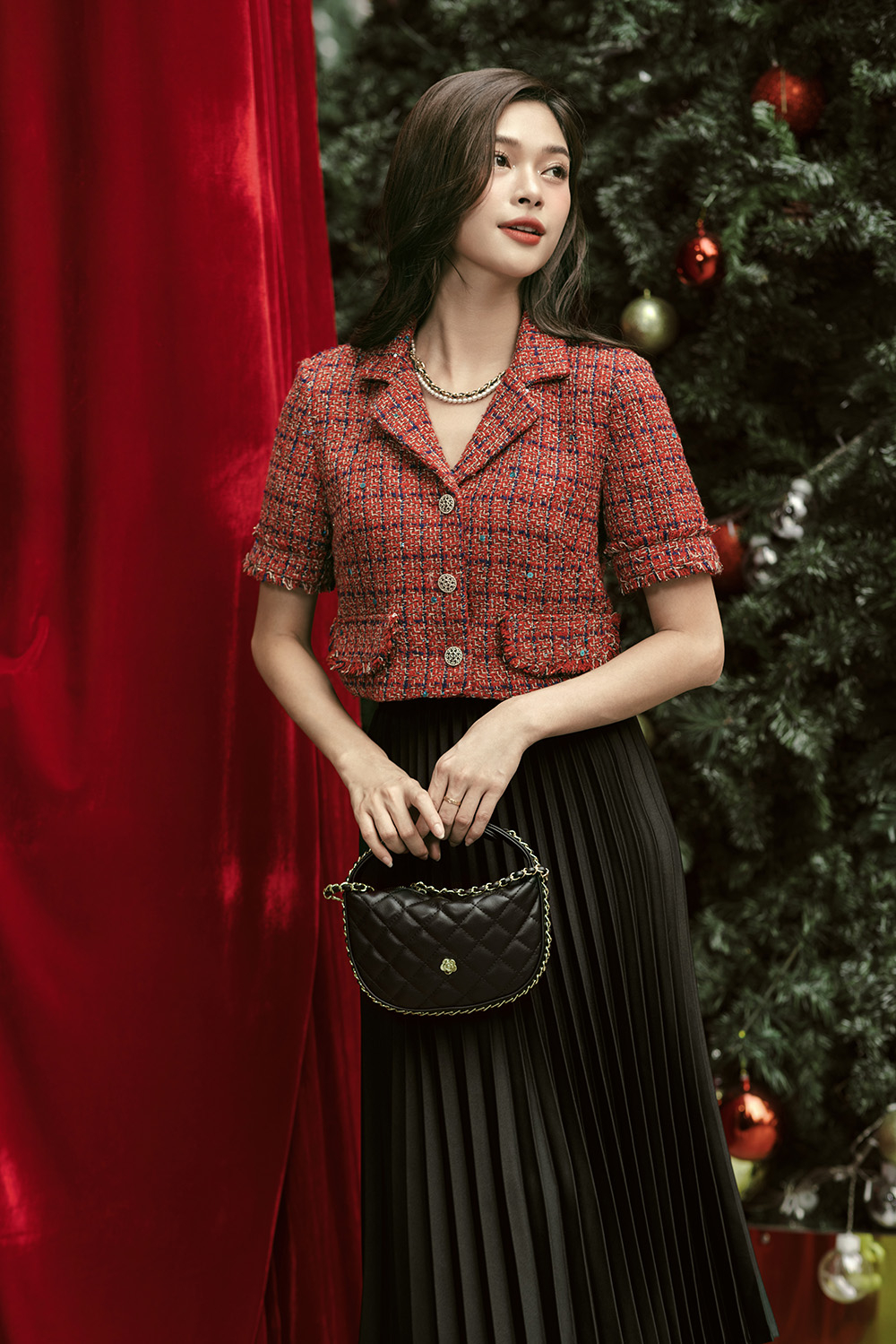 Áo khoác tweed nữ dáng ngắn màu đỏ