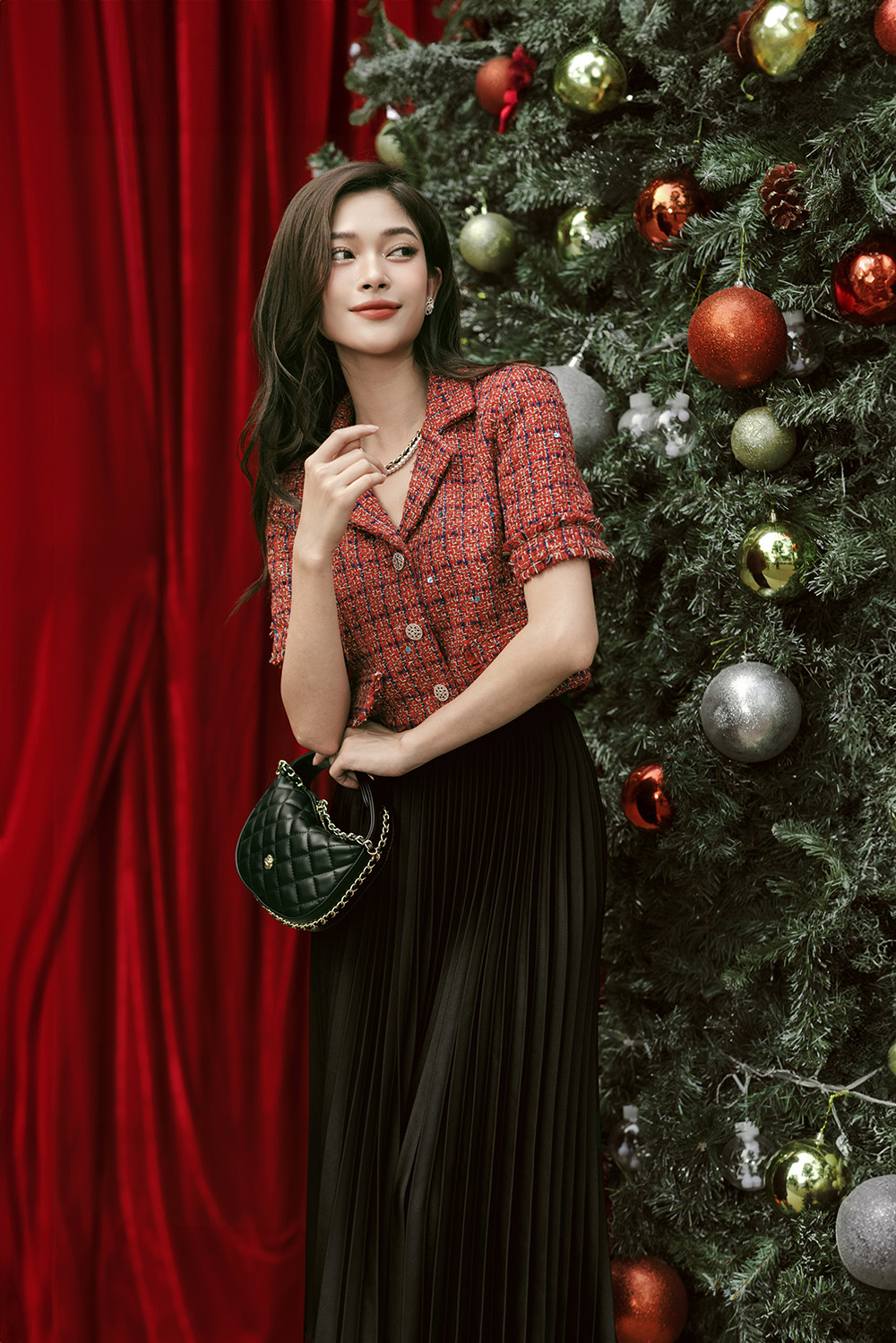 Áo khoác tweed nữ dáng ngắn màu đỏ