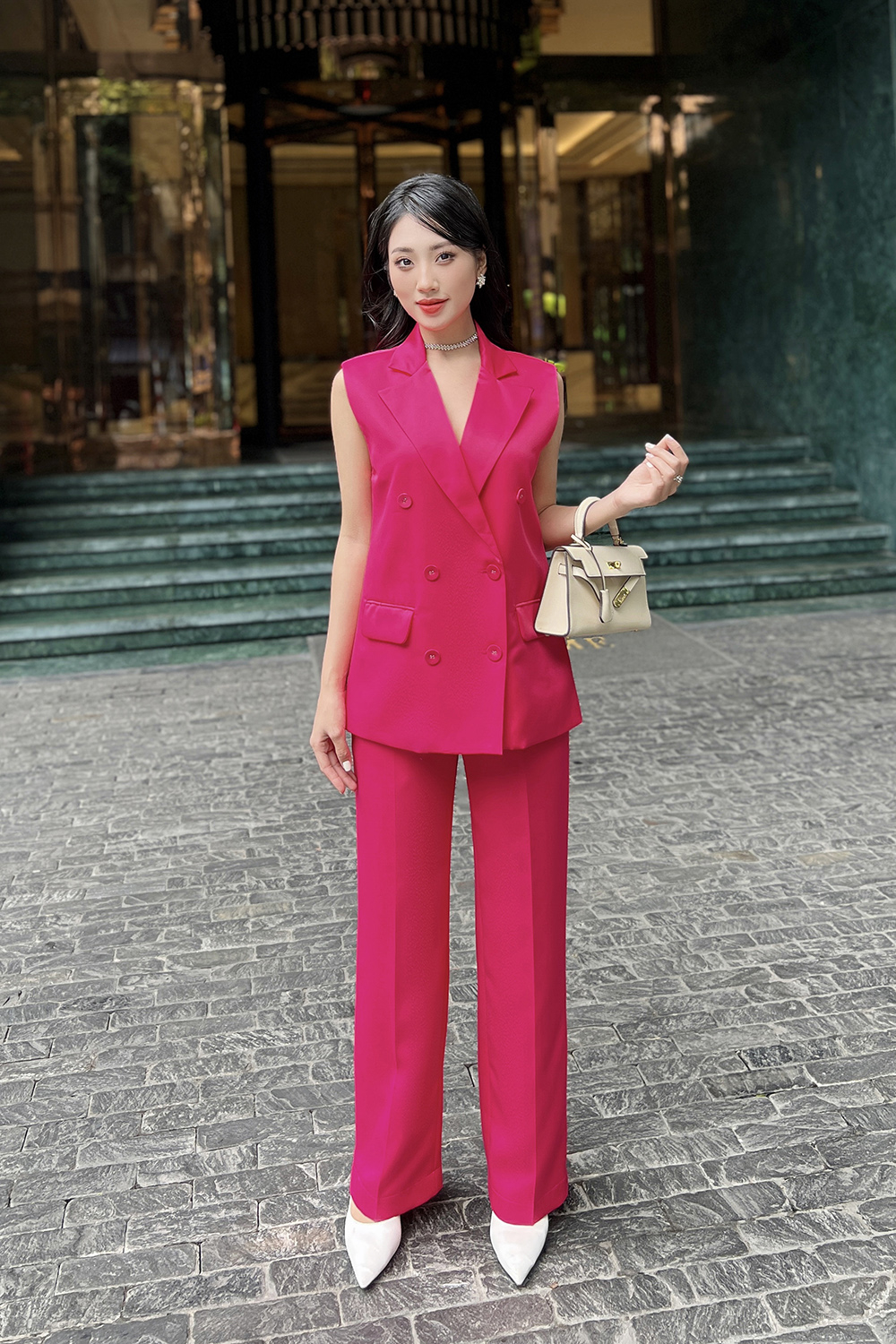 Quần ống suông màu hồng lưng cao