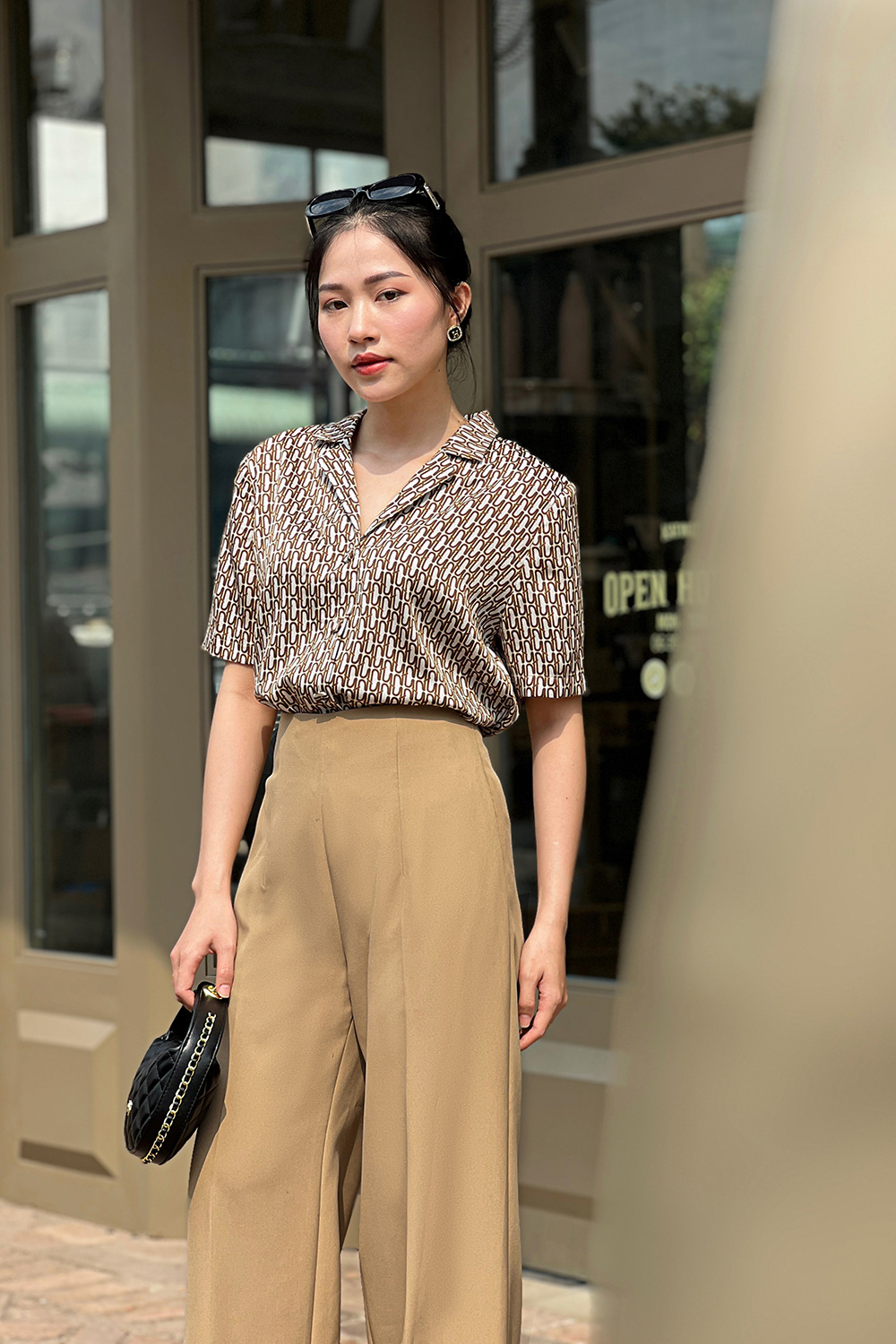 Áo sơ mi nữ họa tiết cổ đan tông