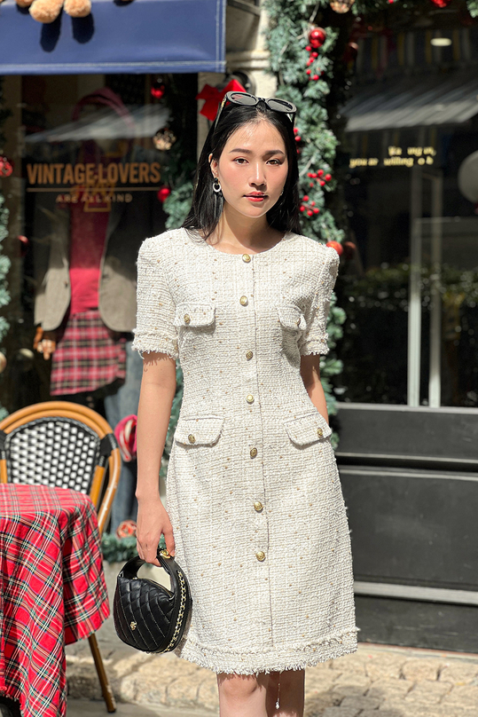 Đầm tweed trắng dáng A phối túi