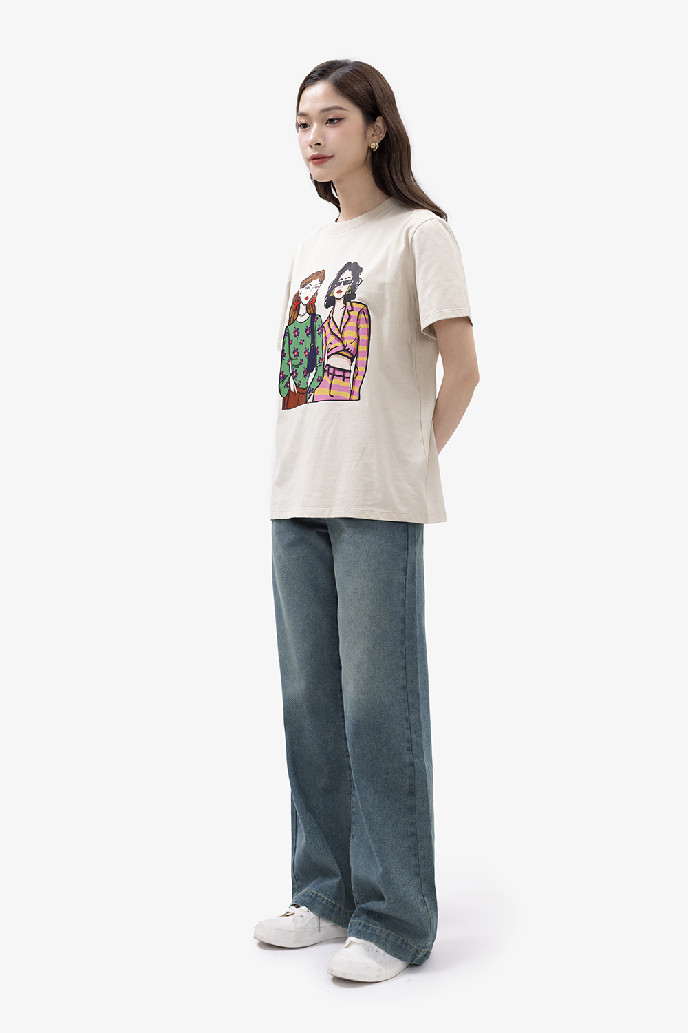 Áo thun nữ tay ngắn màu kem in hình