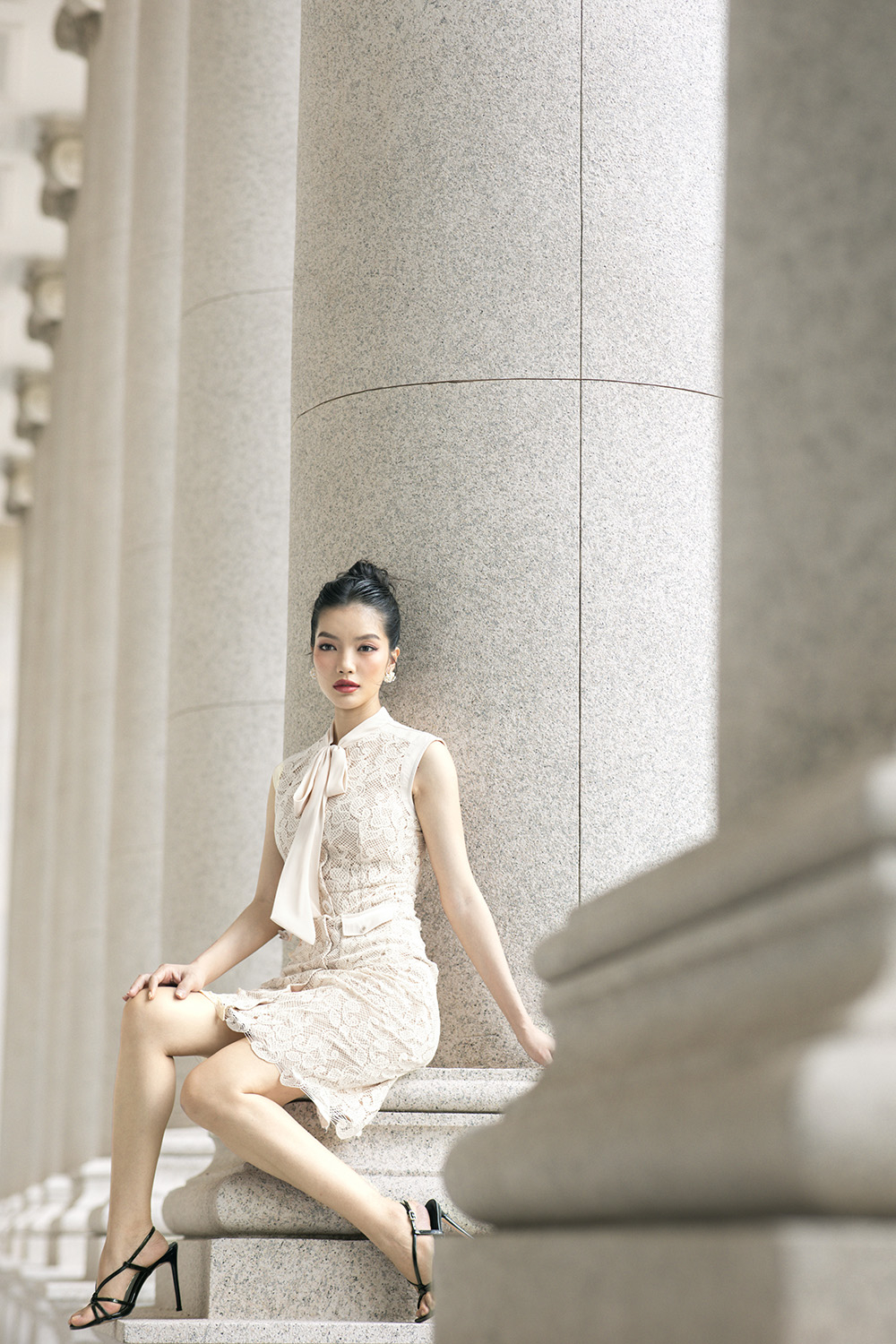 Đầm ren dự tiệc dáng A màu kem