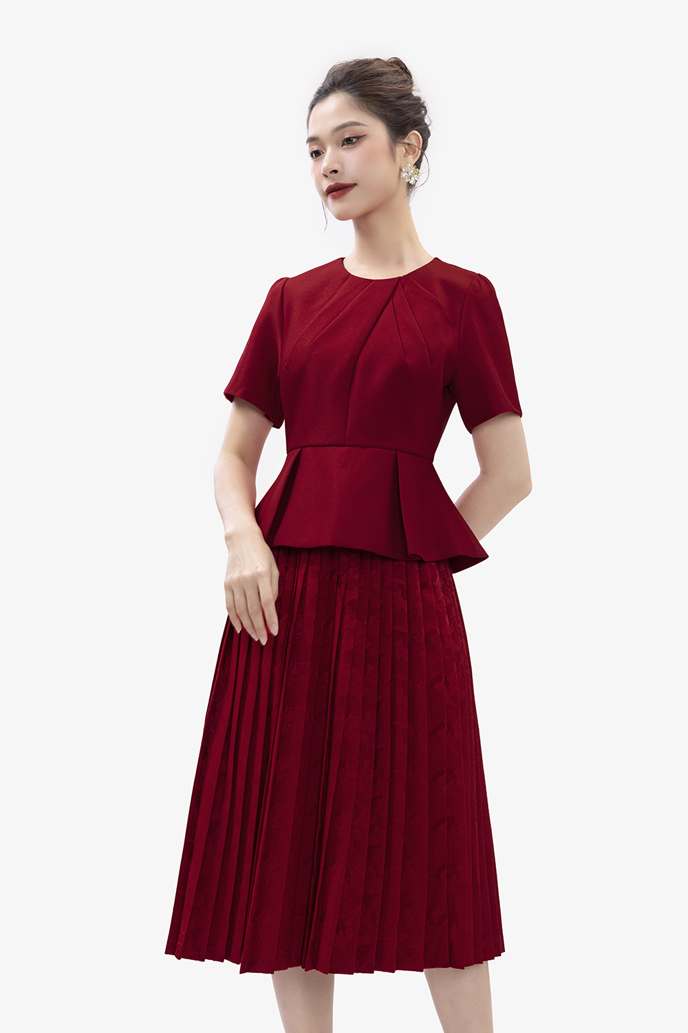 Đầm Phi Lụa Hoa Hồng Chân Váy Xếp Ly Sang Trọng - Giá 259.000đ tại HotDeal