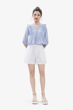 Quần short nữ màu trắng hai túi xéo