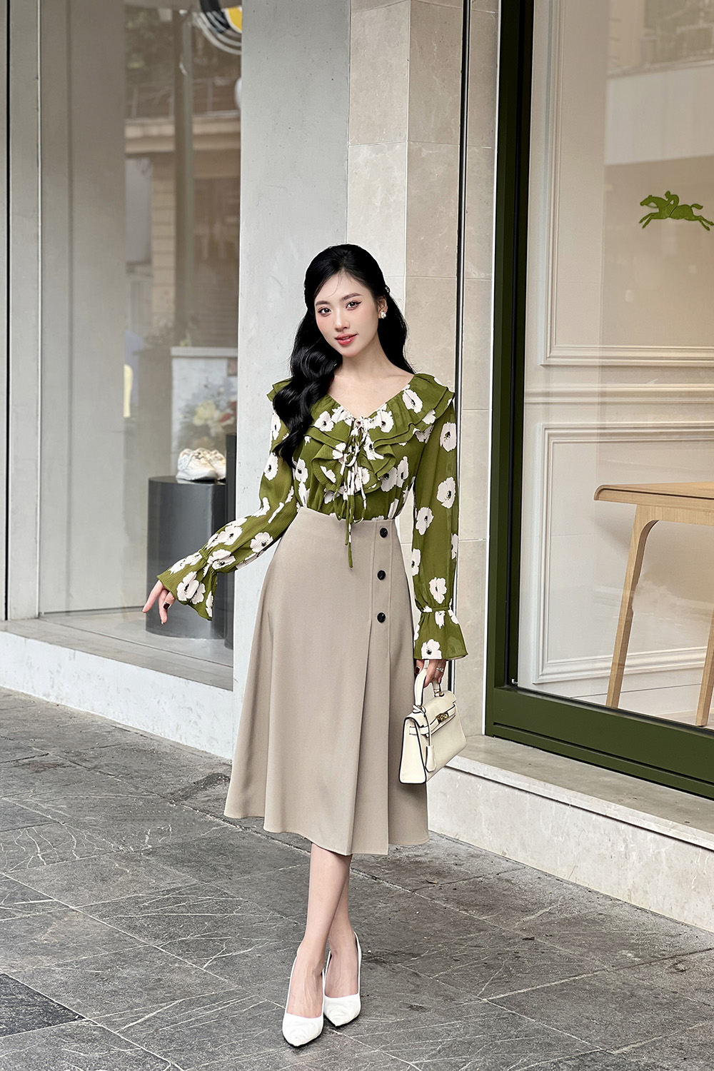 Áo kiểu nữ hoạ tiết hoa cổ bèo