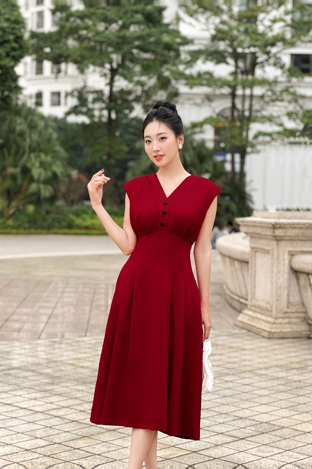 Đầm xòe đỏ dự tiệc ngực xếp ly nhấn eo cao