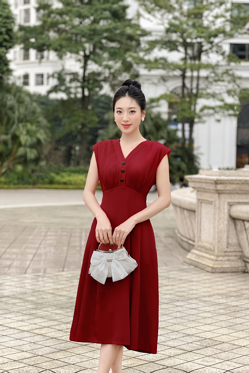 Đầm xòe đỏ dự tiệc ngực xếp ly nhấn eo cao