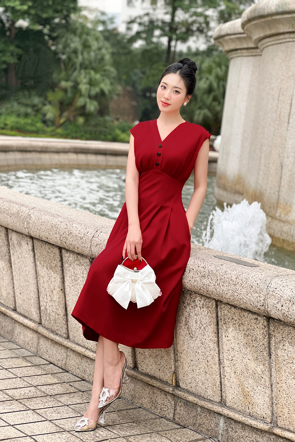 Đầm xòe đỏ dự tiệc ngực xếp ly nhấn eo cao