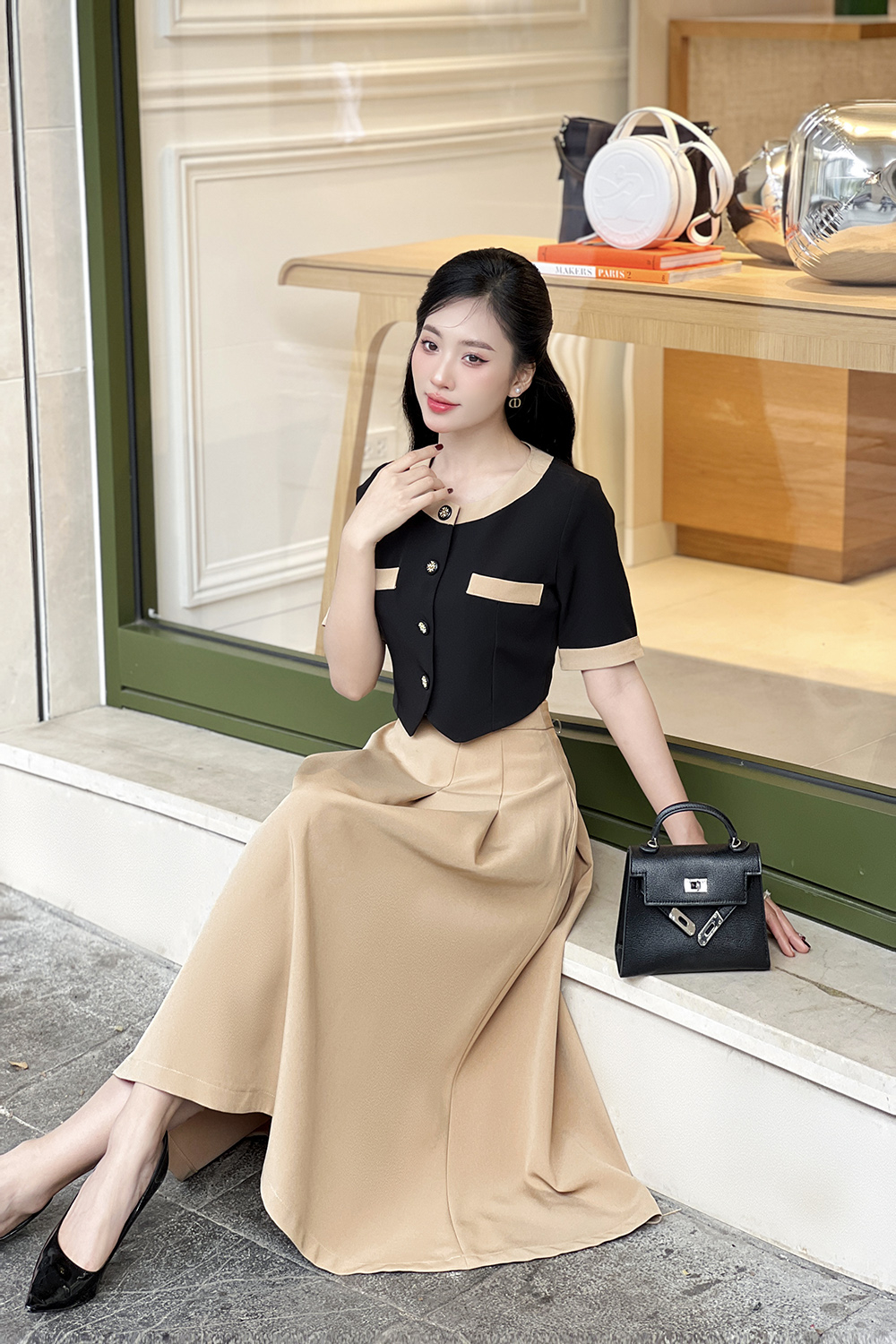 Chân váy trơn công sở dáng xoè