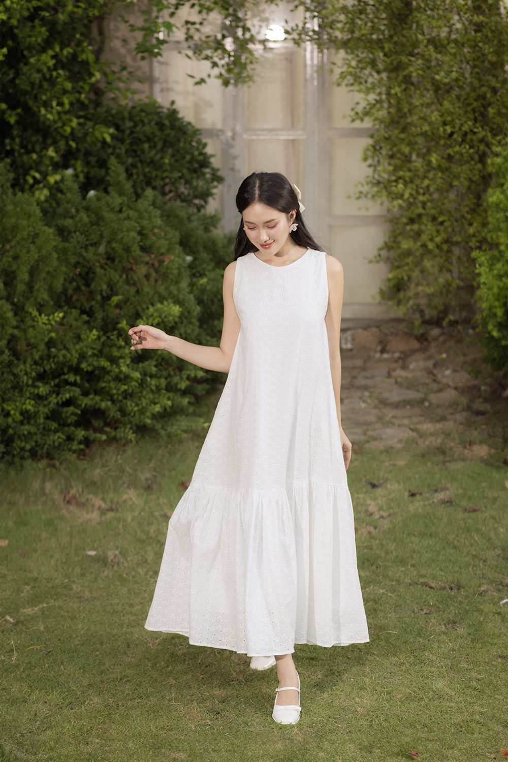 Váy trắng thiết kế cổ vuông dáng dài. Đầm trắng maxi dáng dài tiểu thư đi  tiệc chuẩn loại 1 - Đầm, váy nữ | ThờiTrangNữ.vn
