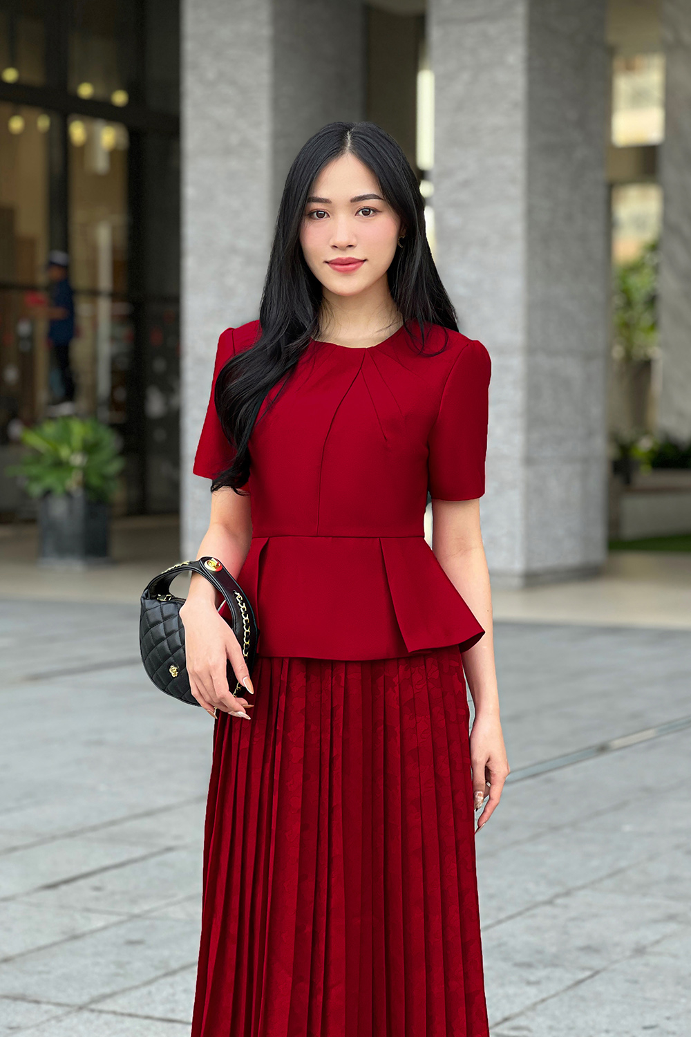 Áo kiểu nữ màu đỏ dáng peplum