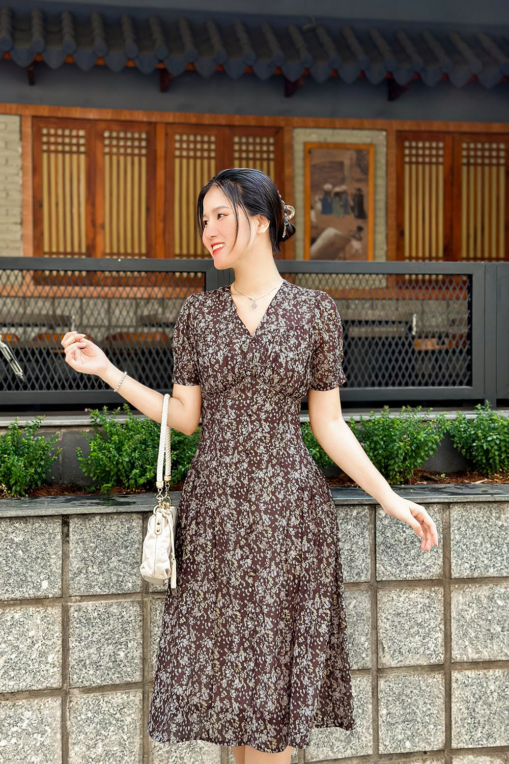 Đầm voan dáng xoè hoạ tiết hoa