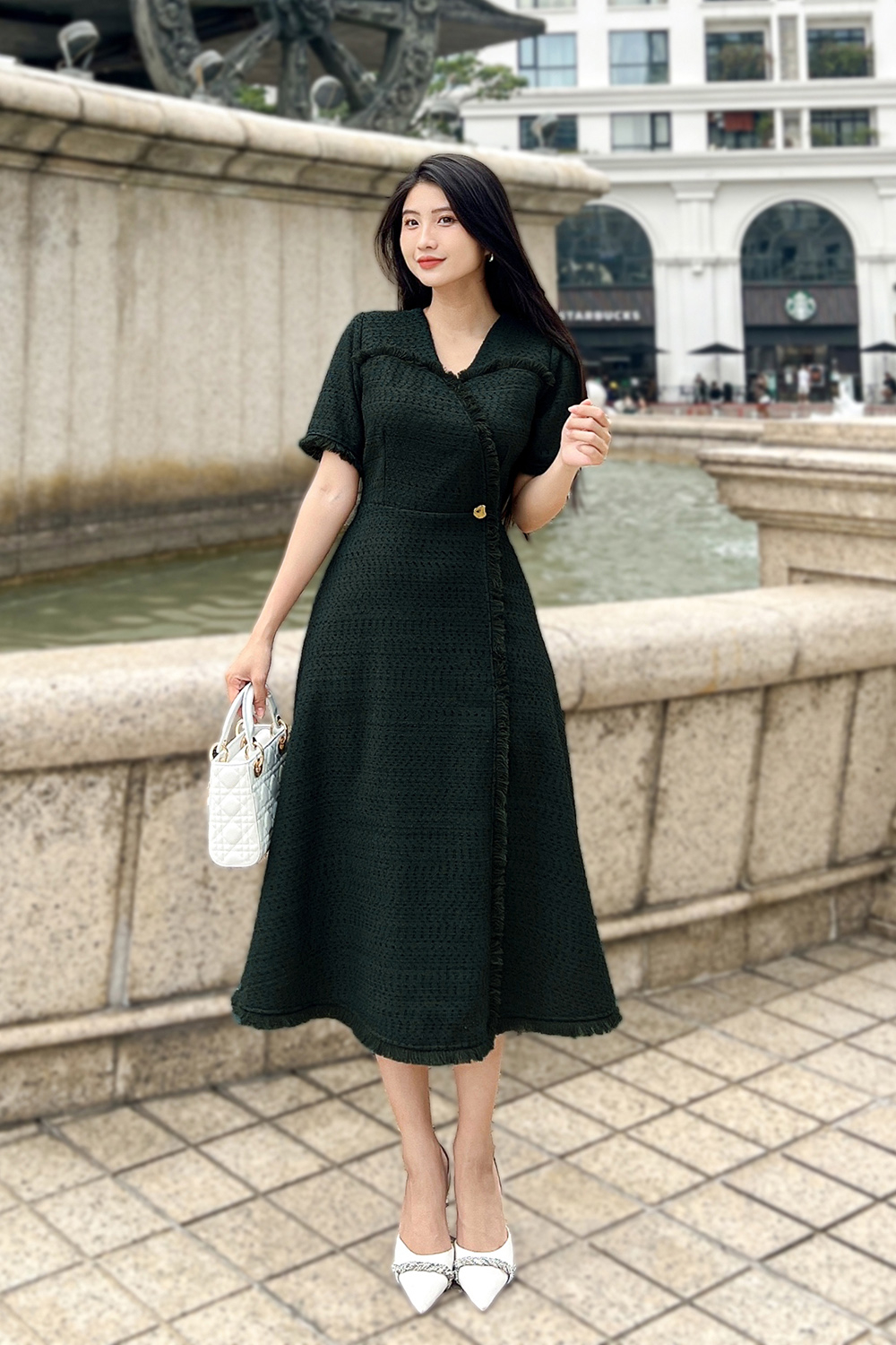 Đầm tweed dự tiệc dáng xoè chữ a cổ v