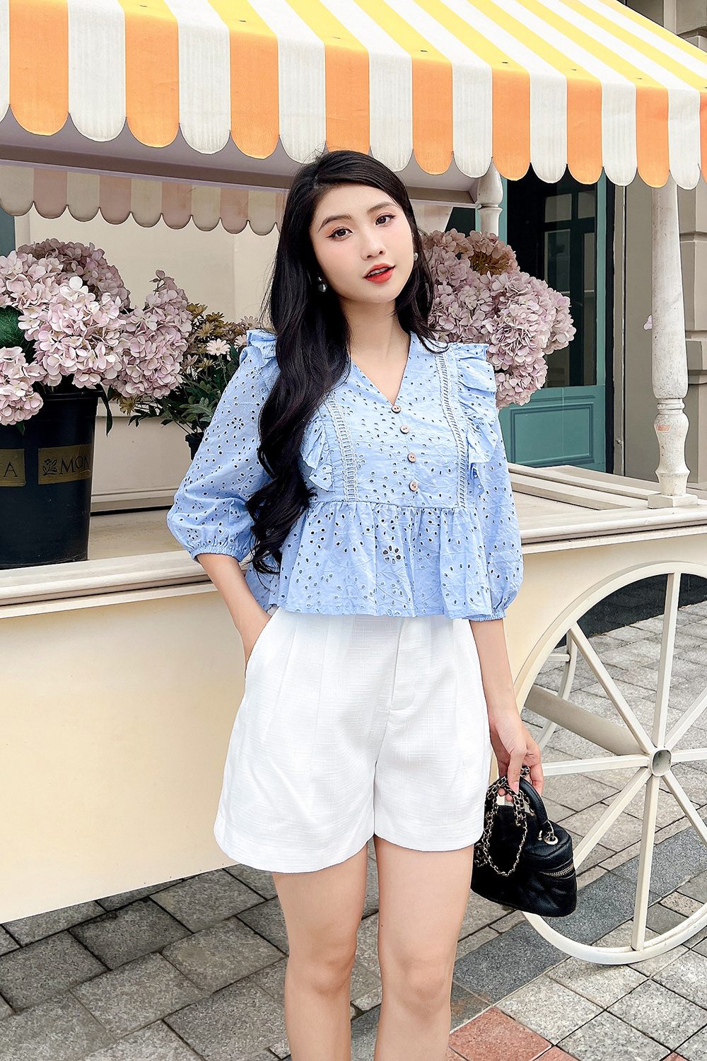 Áo babydoll màu xanh tay lửng