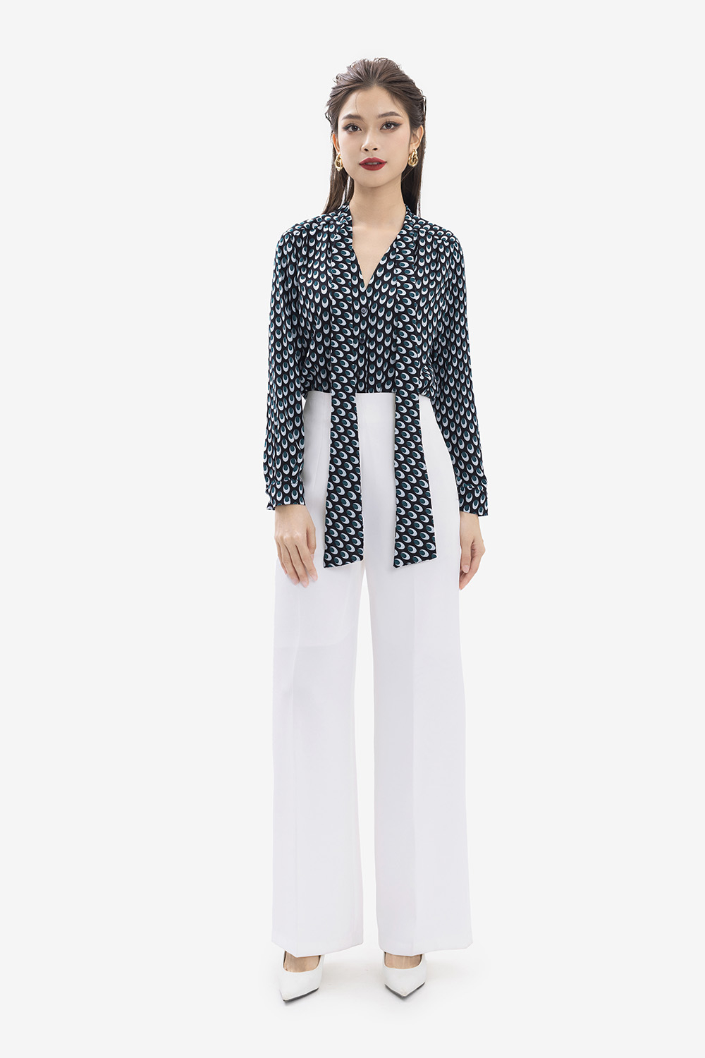 Quần trắng ống suông lưng cao