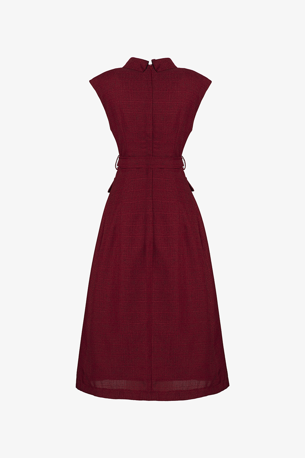 Đầm đỏ sát nách cổ sen nhọn kèm thắt eo