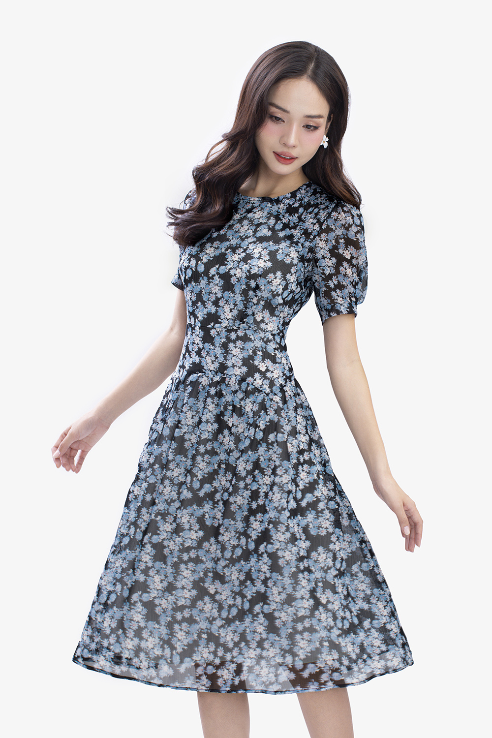 Đầm dáng xòe họa tiết hoa tay phồng