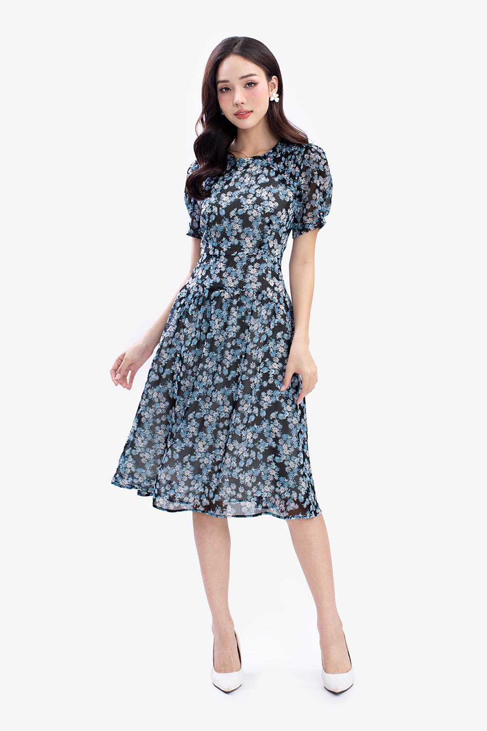 Đầm dáng xòe họa tiết hoa tay phồng