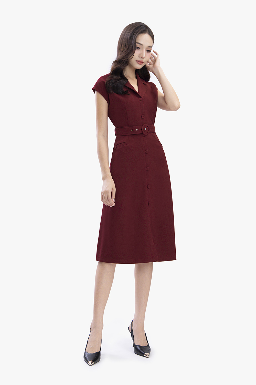 Đầm công sở màu đỏ dáng xòe phối belt