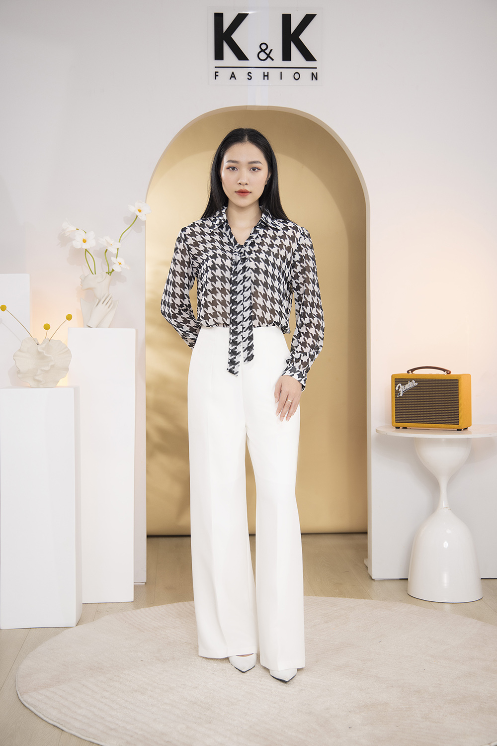 Áo sơ mi công sở nữ họa tiết móc câu