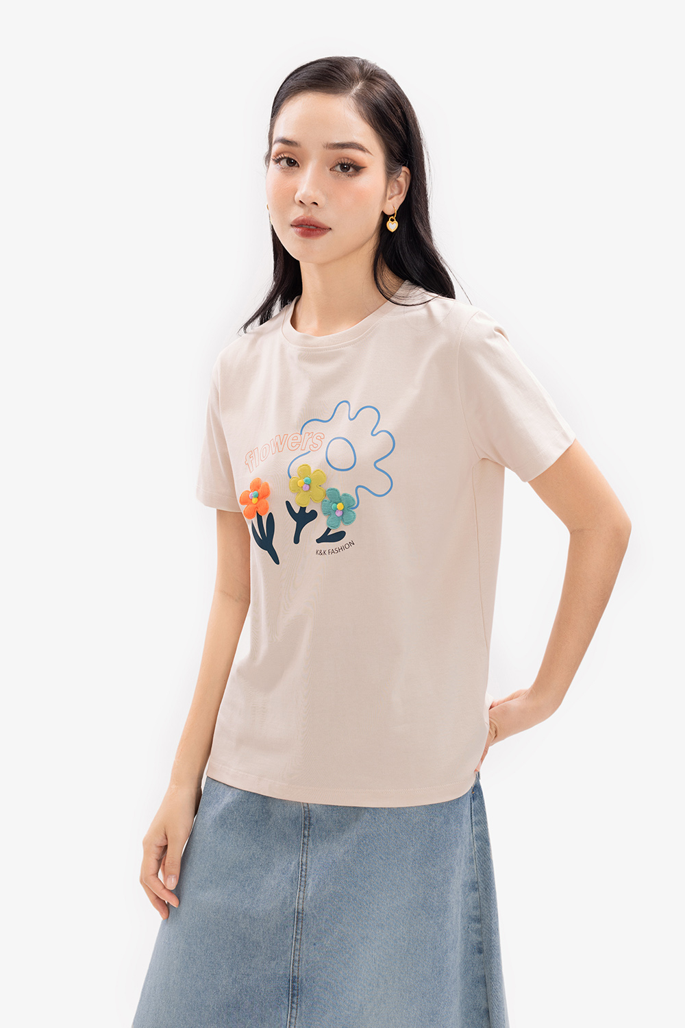 Áo thun cotton nữ đính hoa