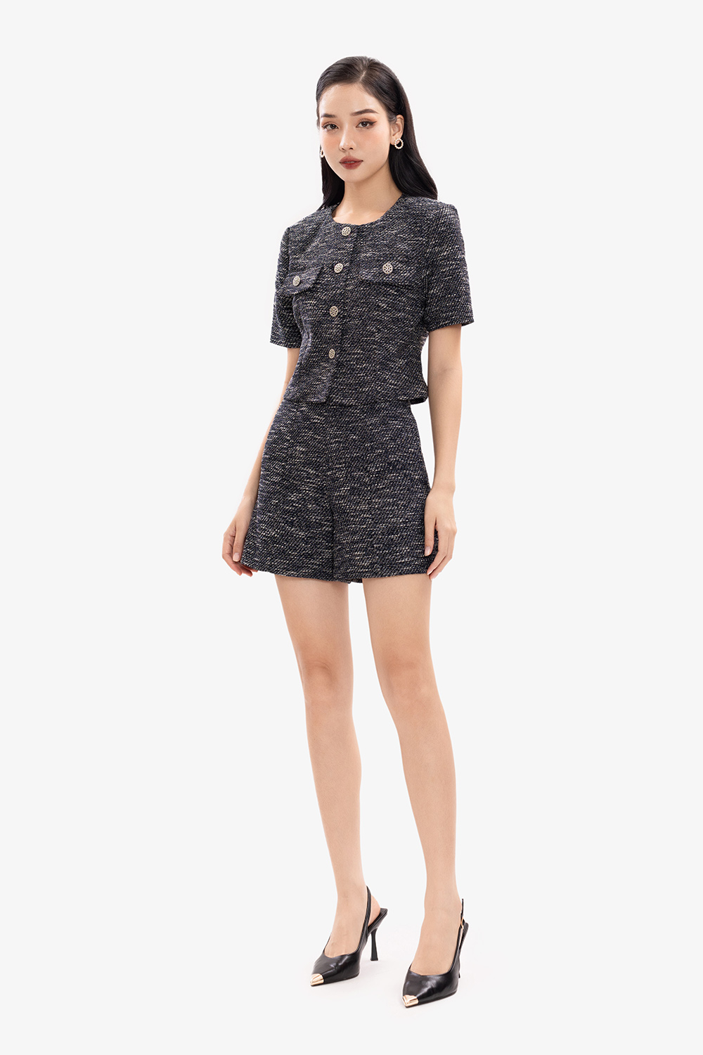 Quần short nữ lưng cao màu xanh trắng