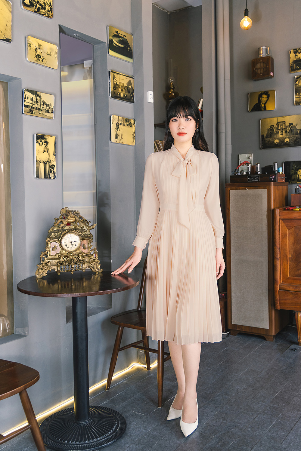 Đầm xòe xếp ly công sở dáng dài cổ phối nơ