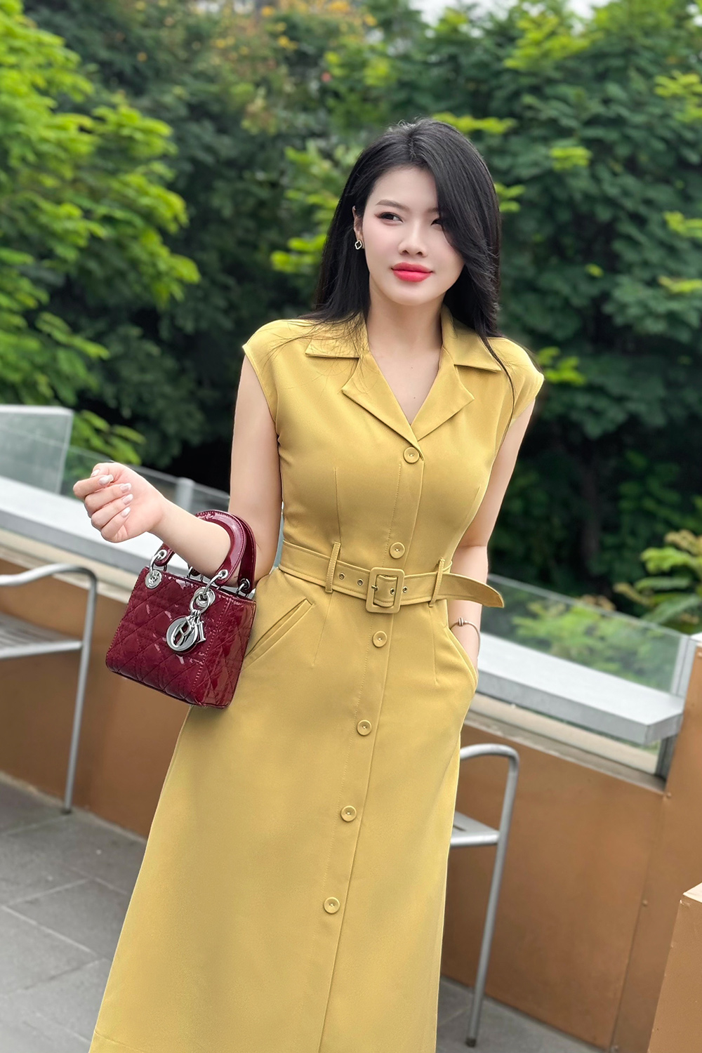 Đầm công sở chữ A màu vàng kèm thắt eo