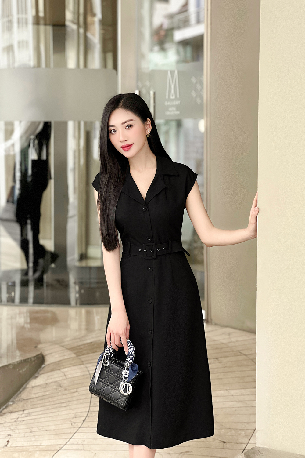 Đầm đen sơ mi công sở chữ A kèm thắt eo