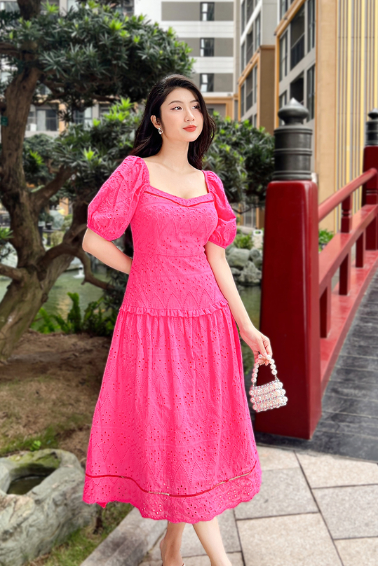 Đầm suông dáng dài cổ vuông tay phồng KK167-17