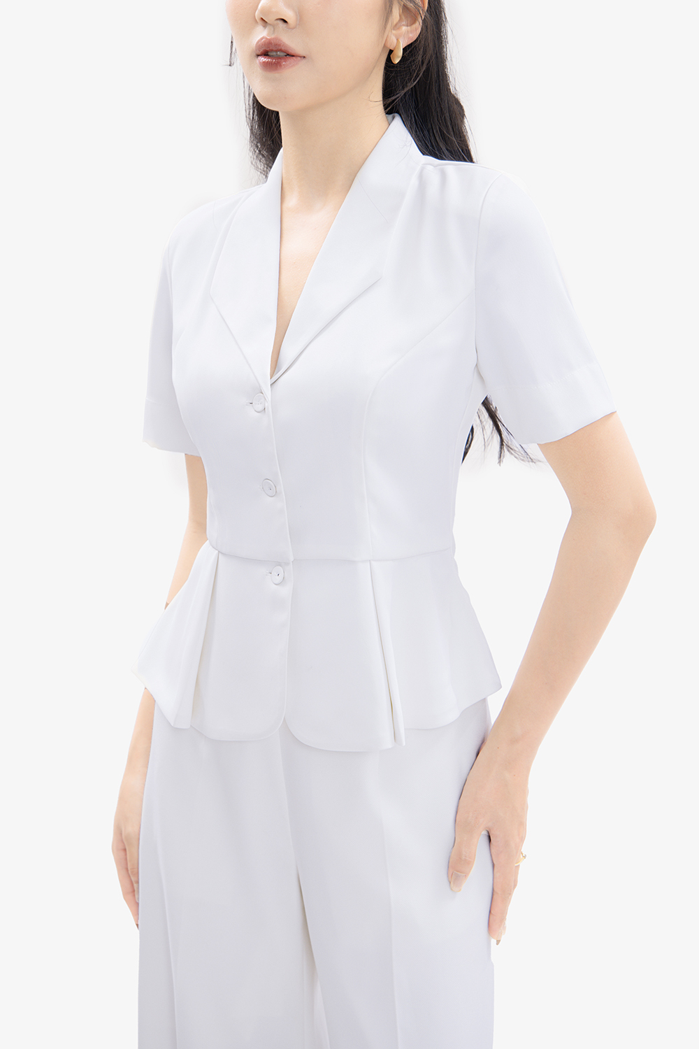 Áo peplum công sở nữ màu trắng tay ngắn