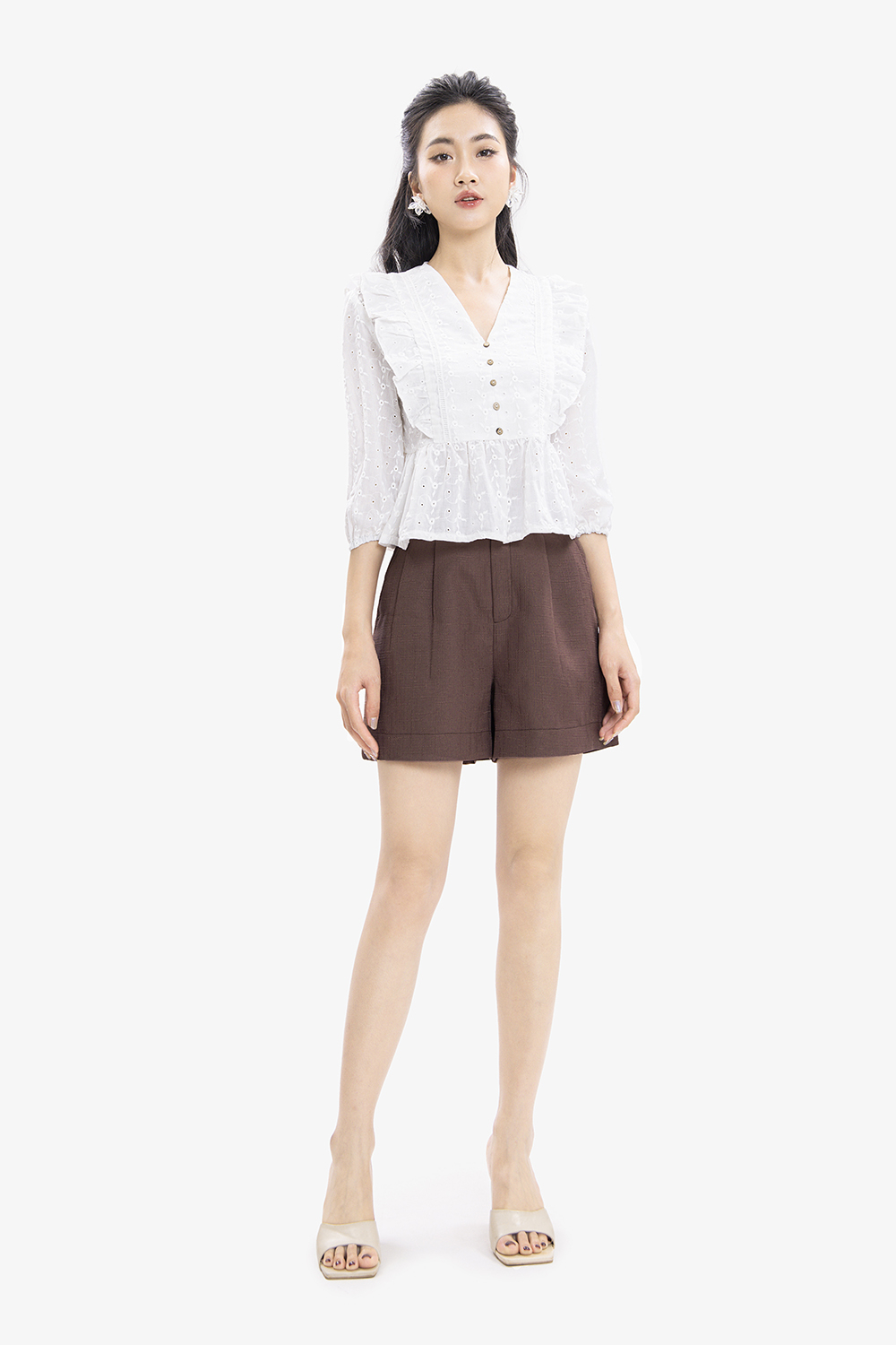 Áo kiểu công sở cổ v phối bèo