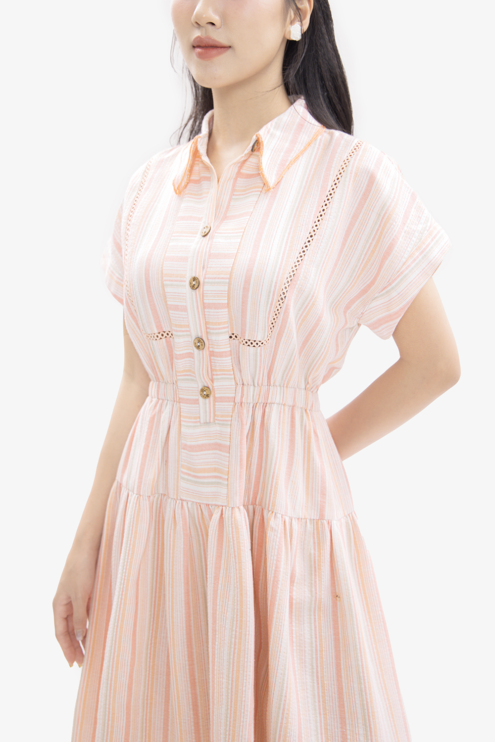 Đầm sơ mi xòe họa tiết sọc phối nút