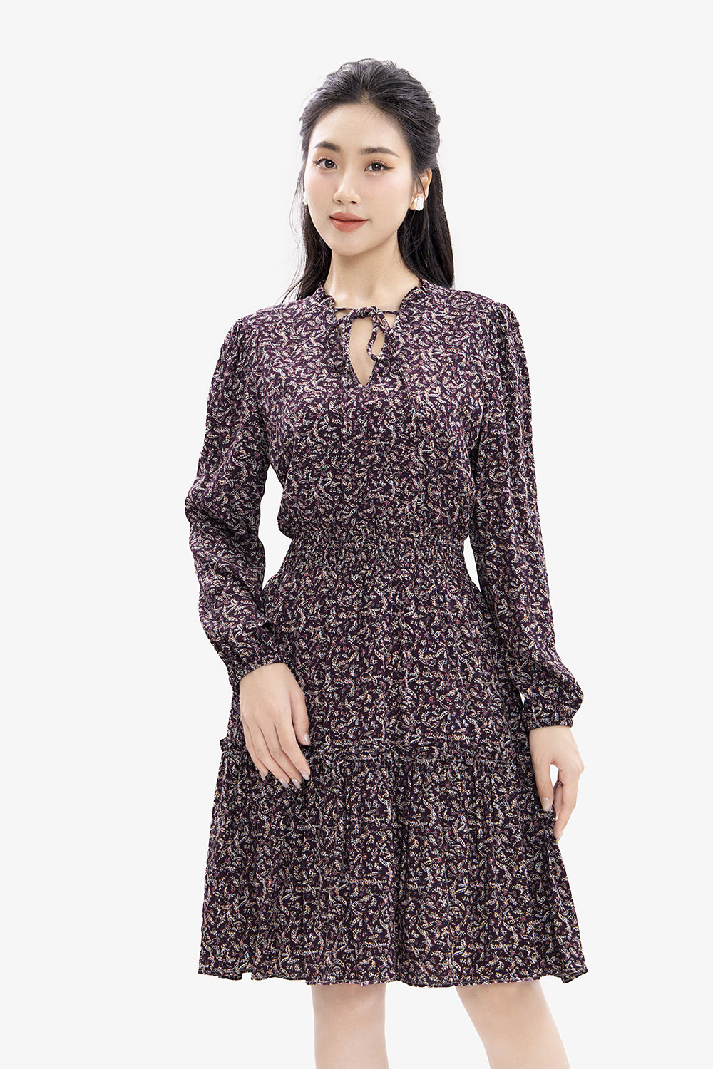 Đầm xòe họa tiết tay dài đuôi cá