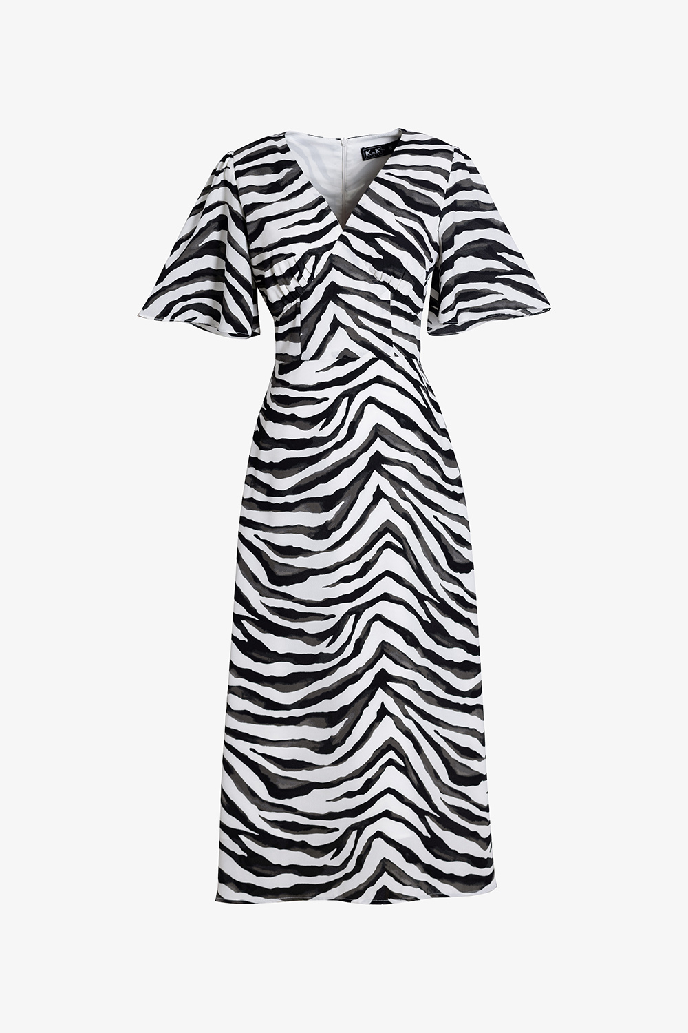 Đầm chữ A họa tiết tay loe cổ tim